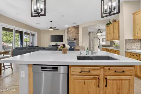 Kitchen - 3540 E Menlo Cir, Mesa, AZ 85213 photo 8 of 8