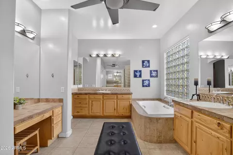 Bath - 3540 E Menlo Cir, Mesa, AZ 85213 photo 3 of 7