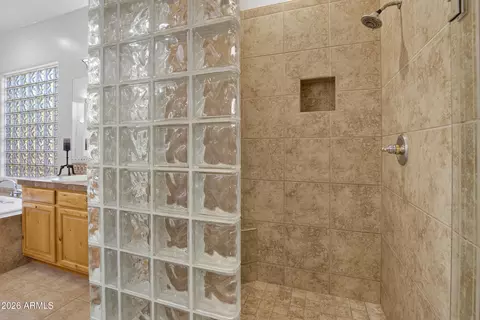 Bath - 3540 E Menlo Cir, Mesa, AZ 85213 photo 5 of 7