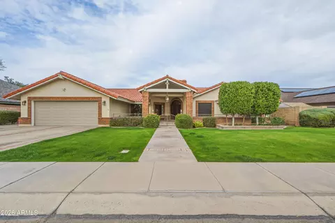 808 W Toledo St, Chandler, AZ 85225