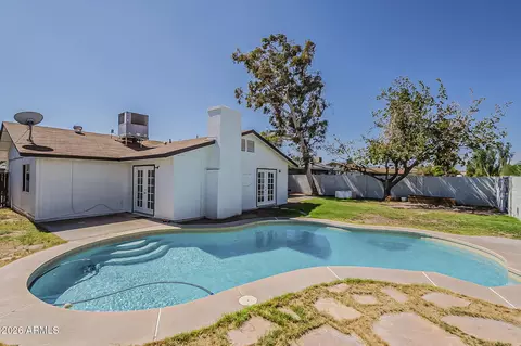 834 W Julie Dr, Tempe, AZ 85283