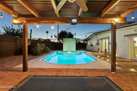 Exterior - 3725 E Paradise Dr, Phoenix, AZ 85028 photo 8 of 12
