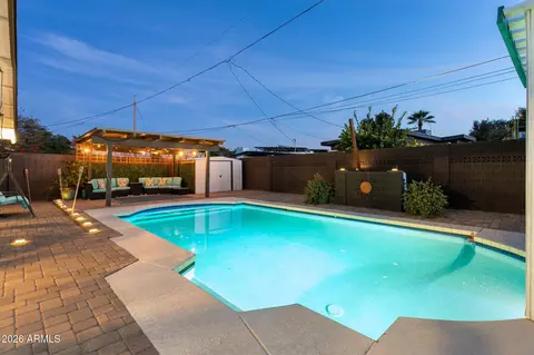 Exterior - 3725 E Paradise Dr, Phoenix, AZ 85028 photo 9 of 12