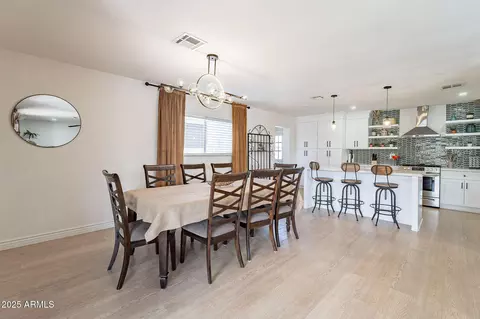 Dining - 3015 E Dahlia Dr, Phoenix, AZ 85032 photo 1 of 4