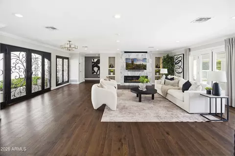 Living - 2521 E Marshall Ave, Phoenix, AZ 85016 photo 1 of 3