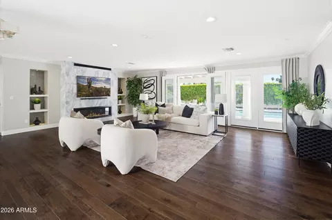 Living - 2521 E Marshall Ave, Phoenix, AZ 85016 photo 2 of 3