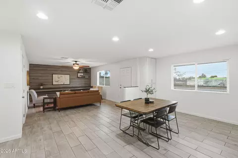 2219 S River Dr, Tempe, AZ 85282 photo 9