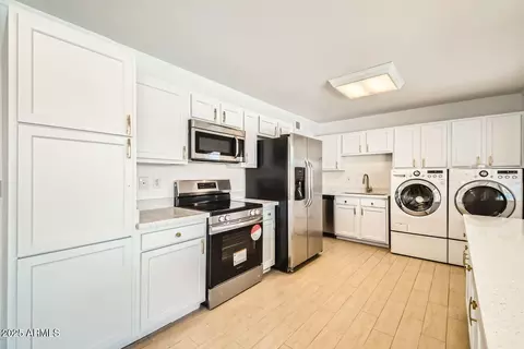 726 N 78th St, Scottsdale, AZ 85257