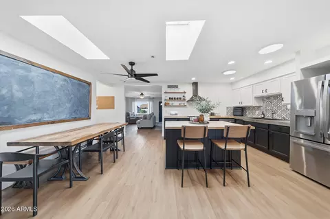 Dining - 3317 E Bloomfield Rd, Phoenix, AZ 85032 photo 1 of 1