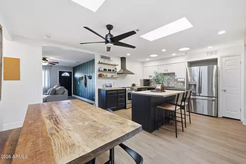 Kitchen - 3317 E Bloomfield Rd, Phoenix, AZ 85032 photo 1 of 3