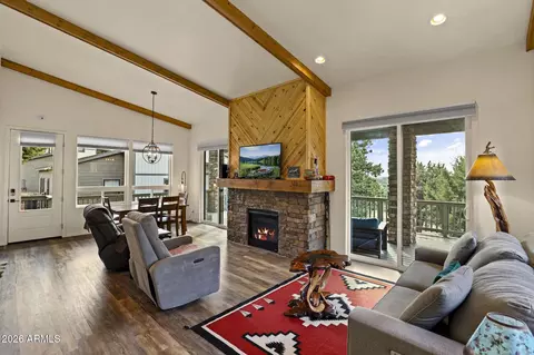 Living - 1141 Elk Rim Ct, Pine, AZ 85544 photo 1 of 1