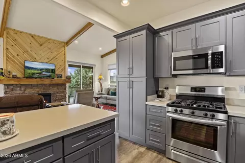 Kitchen - 1141 Elk Rim Ct, Pine, AZ 85544 photo 1 of 3