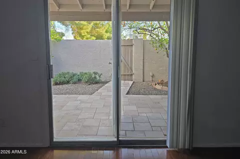 925 E Cochise Dr, Phoenix, AZ 85020 photo 8