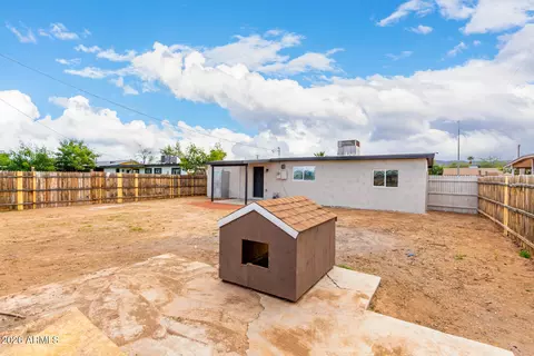 Exterior - 2242 E Nancy Ln, Phoenix, AZ 85042 photo 5 of 7