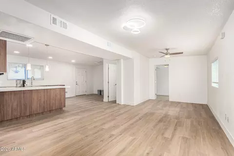 Living - 2242 E Nancy Ln, Phoenix, AZ 85042 photo 1 of 3