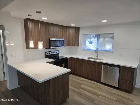 Kitchen - 2242 E Nancy Ln, Phoenix, AZ 85042 photo 3 of 3