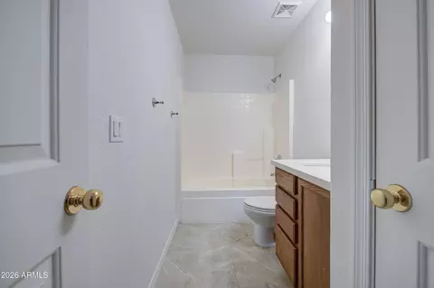 Bath - 3039 S Mandy St, Mesa, AZ 85212 photo 7 of 11