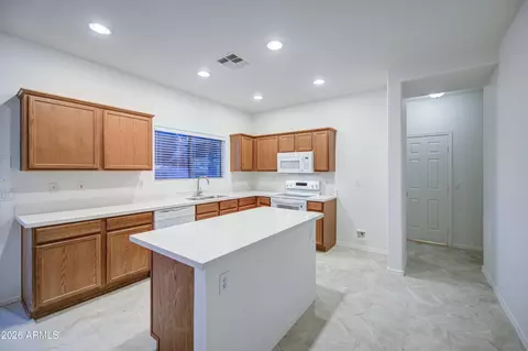 Kitchen - 3039 S Mandy St, Mesa, AZ 85212 photo 3 of 5