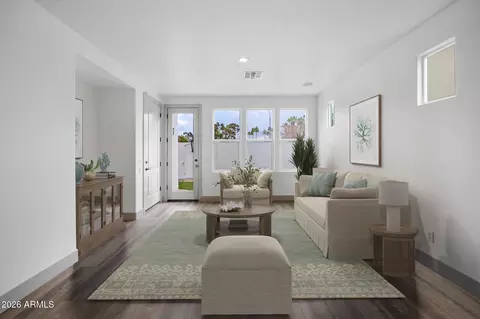 Living - 2923 N 48th Pl, Phoenix, AZ 85018 photo 2 of 3