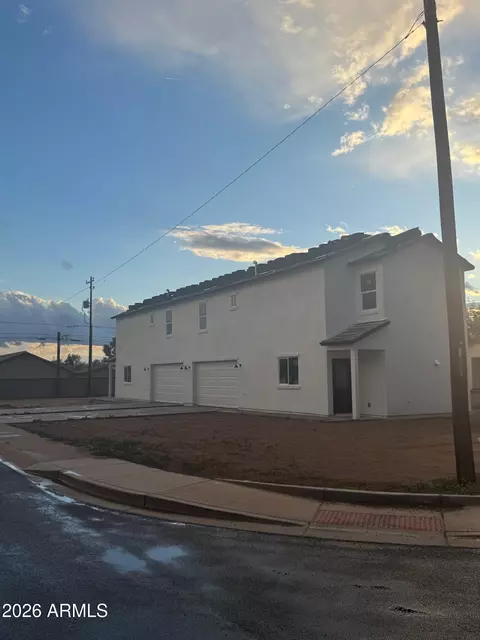 956 N 4th St #A & B, Coolidge, AZ 85128
