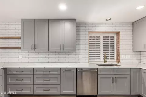 Kitchen - 6455 E Raftriver St, Mesa, AZ 85215 photo 3 of 4