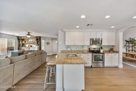 Kitchen - 4237 E Patrick St, Gilbert, AZ 85295 photo 3 of 5