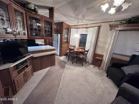702 S Meridian Rd, Apache Junction, AZ 85120 photo 5