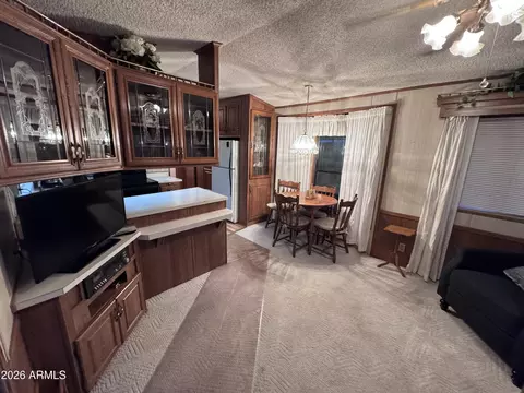 702 S Meridian Rd, Apache Junction, AZ 85120 photo 4