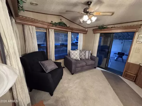 702 S Meridian Rd, Apache Junction, AZ 85120 photo 3