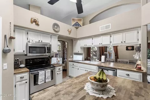Kitchen - 844 N Oracle --, Mesa, AZ 85203 photo 4 of 5