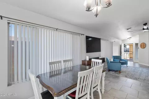 Dining - 164 W Mohawk Dr, Phoenix, AZ 85027 photo 1 of 2