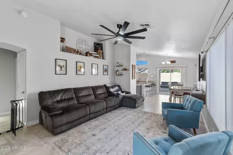 Living - 164 W Mohawk Dr, Phoenix, AZ 85027 photo 1 of 2
