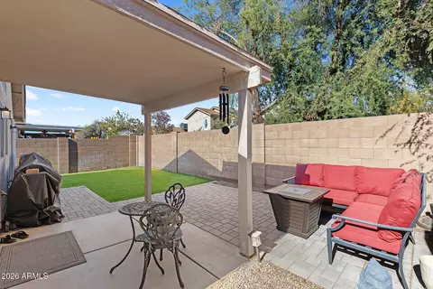 Exterior - 164 W Mohawk Dr, Phoenix, AZ 85027 photo 4 of 7