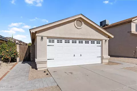 Exterior - 164 W Mohawk Dr, Phoenix, AZ 85027 photo 3 of 7