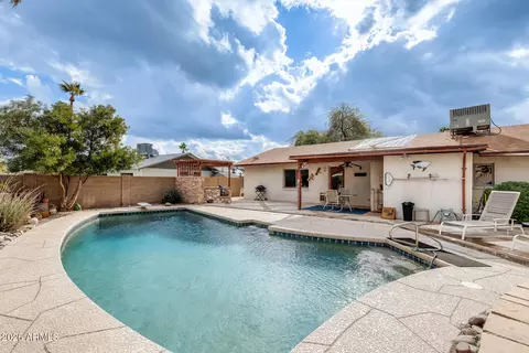 2910 E Windrose Dr, Phoenix, AZ 85032 photo 39
