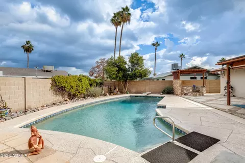 2910 E Windrose Dr, Phoenix, AZ 85032 photo 38