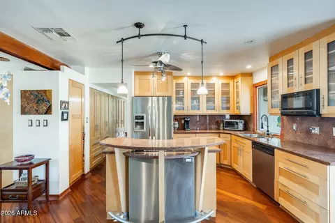 2910 E Windrose Dr, Phoenix, AZ 85032 photo 12