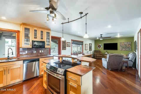2910 E Windrose Dr, Phoenix, AZ 85032 photo 17