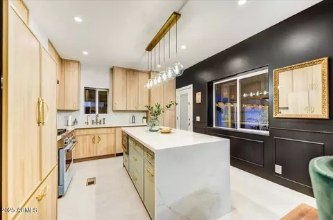 Kitchen - 87 W Windsor Ave, Phoenix, AZ 85003 photo 1 of 3