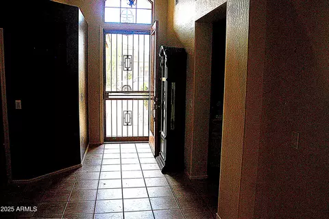 Entry Way - 4624 E Robin Ln, Phoenix, AZ 85050 photo 1 of 5