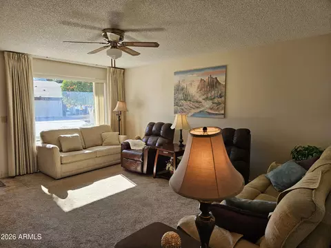 2064 S Farnsworth Dr #72, Mesa, AZ 85209