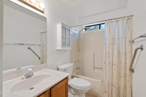 Bath - 8015 S High Rd, Hereford, AZ 85615 photo 2 of 2