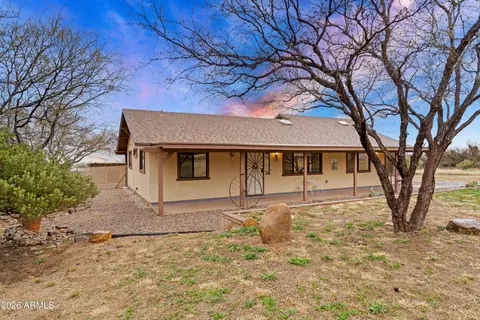 Exterior - 8015 S High Rd, Hereford, AZ 85615 photo 3 of 10