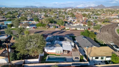 View/Area - 1607 W Whitton Ave, Phoenix, AZ 85015 photo 2 of 7