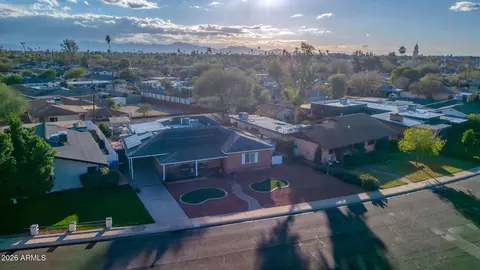 View/Area - 1607 W Whitton Ave, Phoenix, AZ 85015 photo 1 of 7