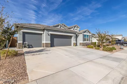 36936 N Aleutian Dr, San Tan Valley, AZ 85143