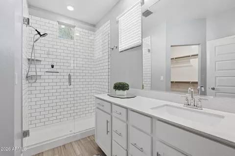 Bath - 2777 S Cavalier Dr #103, Gilbert, AZ 85295 photo 1 of 3