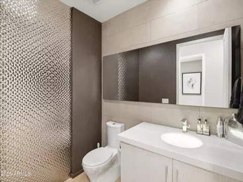 2 Biltmore Est #211, Phoenix, AZ 85016 photo 39