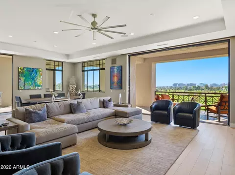 2 Biltmore Est #211, Phoenix, AZ 85016 photo 3