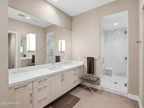 2 Biltmore Est #211, Phoenix, AZ 85016 photo 32